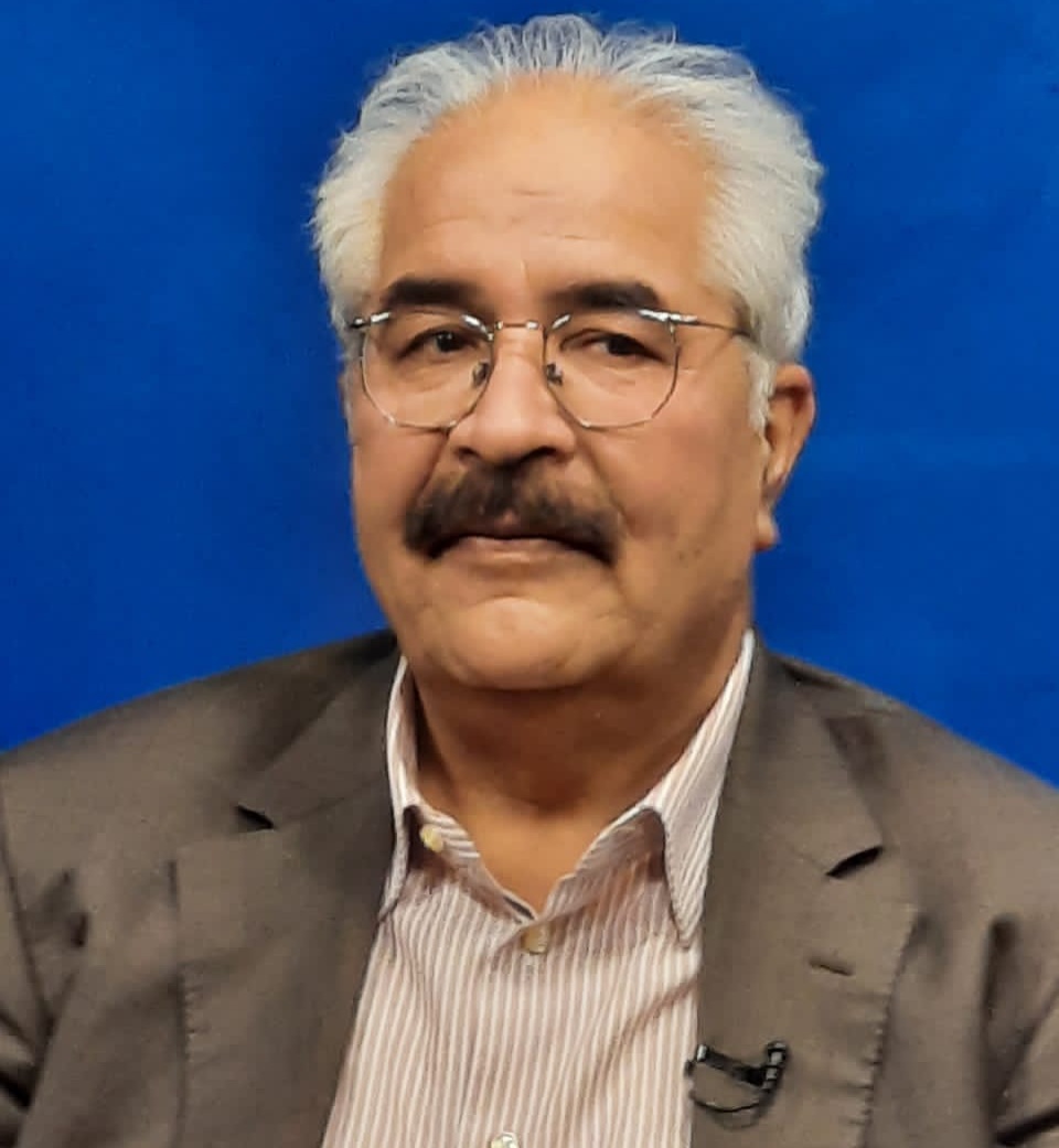 ادامه نهضت مدرسه سازی در اردکان توسط چادرملو