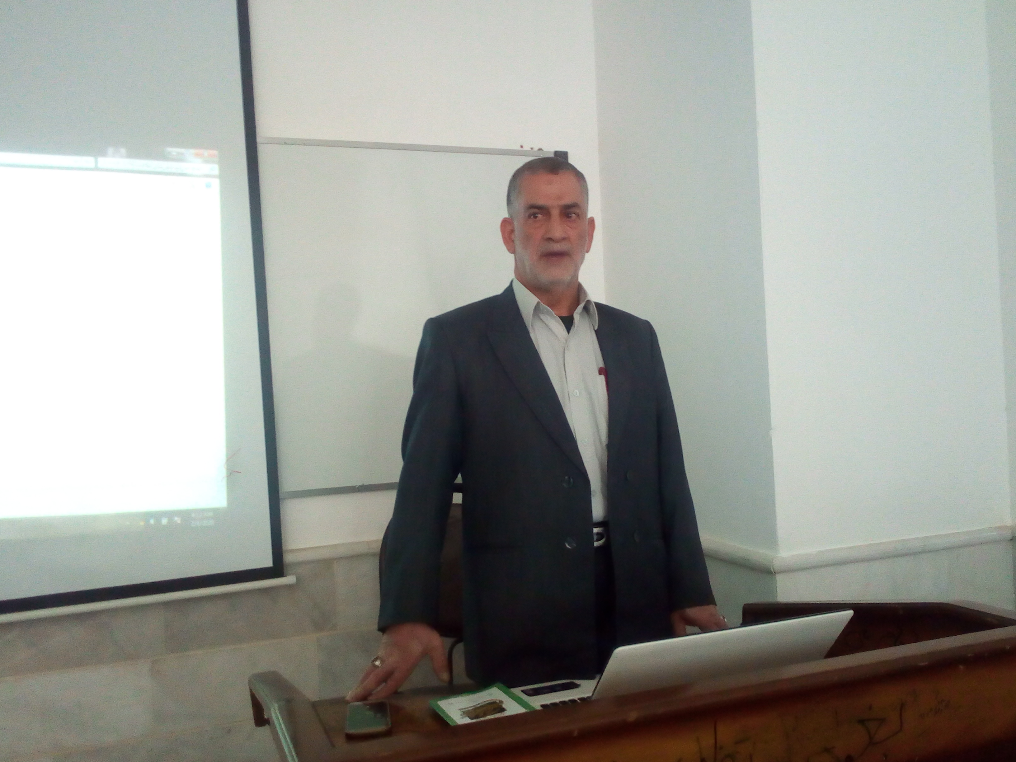 همایش آموزشی ناظران شورای نگهبان شهرستان مهریز  برگزار شد