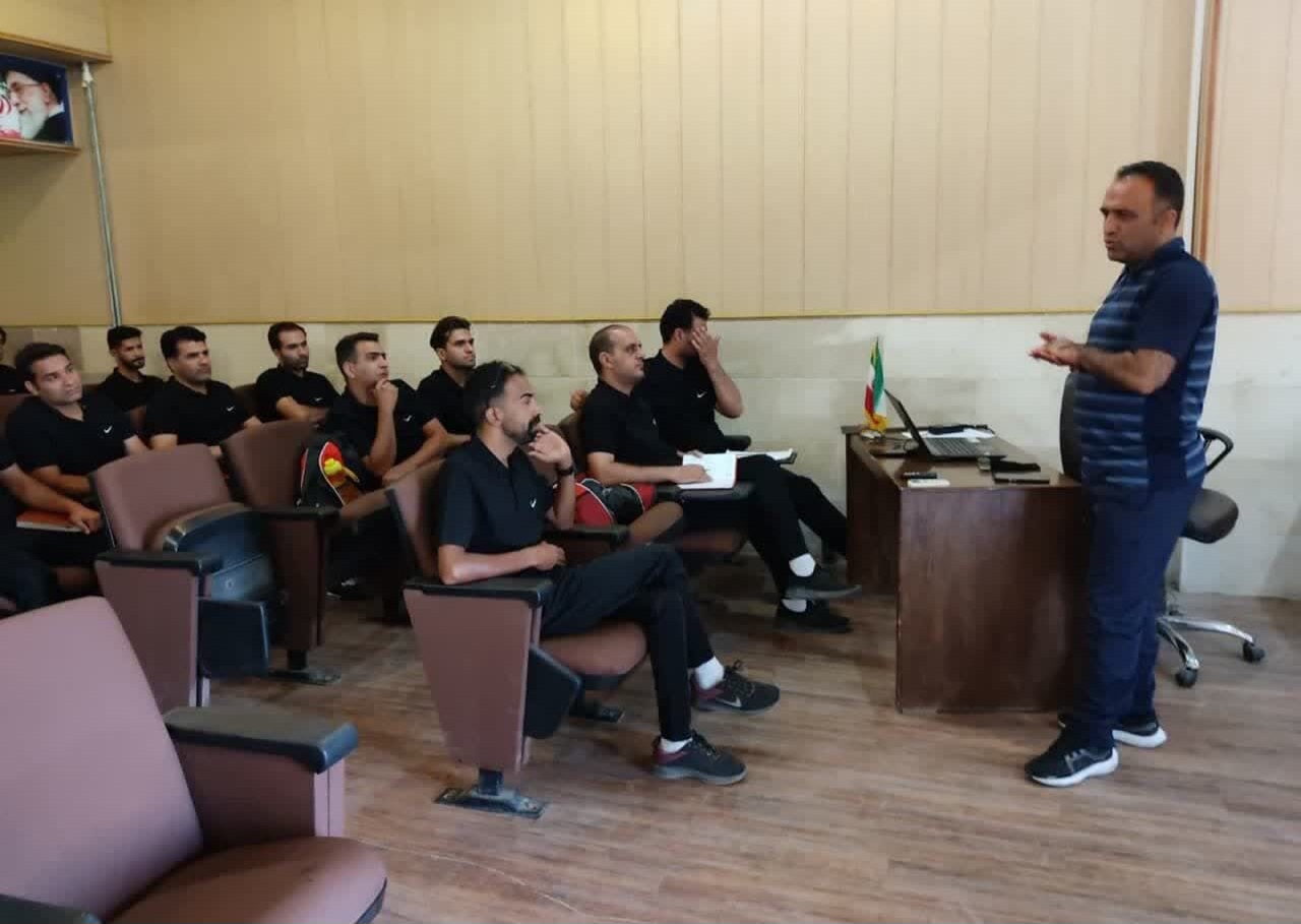 دوره آموزش مربیگری سطح یک فوتسال با حضور ۲۰ مربی در یزد برگزار شد