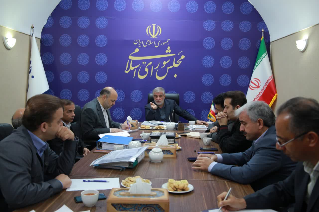دکتر جوکار پیگیر ساخت 600 واحد مسکونی ویژه کارگران استان یزد