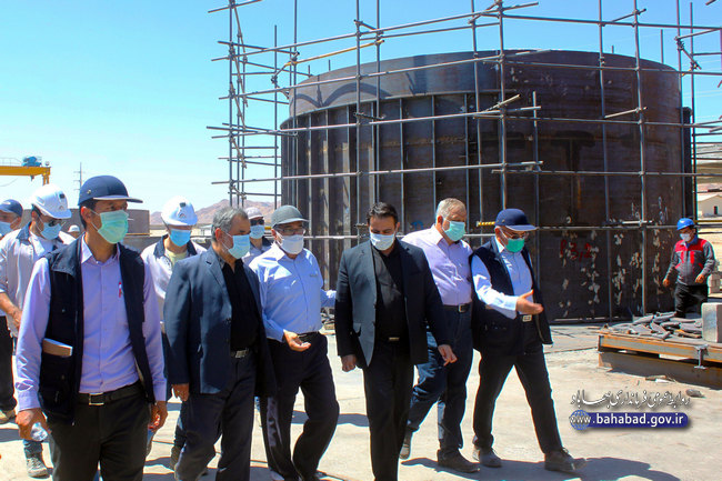 بازدید فرماندار از آخرین وضعیت پیشرفت پروژه عظیم کارخانه گندله‌سازی بهاباد 