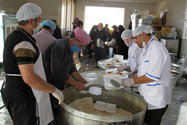 راه‌اندازی آشپزخانه‌های "اطعام علوی" کمیته امداد در استان یزد