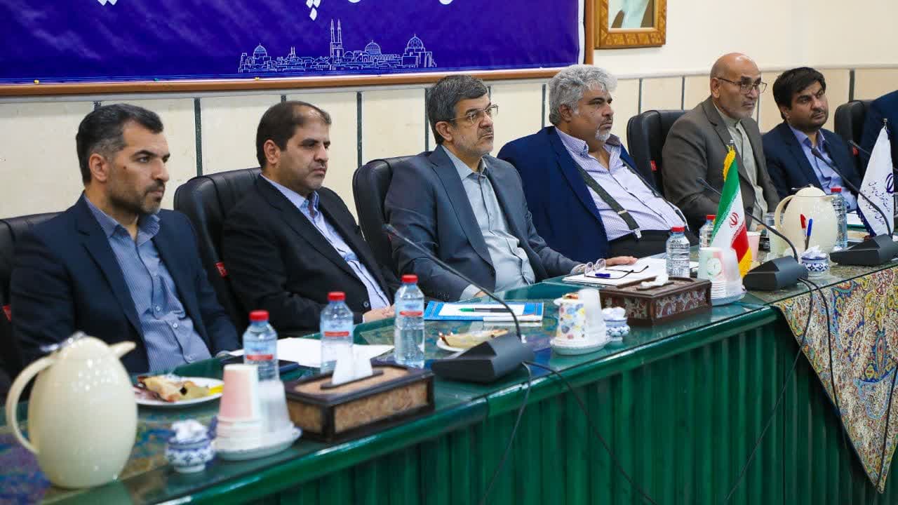 بررسی چالش‌های هنرستان‌های جوار صنعت در نشست گفتگوی دولت و بخش خصوصی/ لزوم تسریع در واگذاری زمین و صدور مجوز برای خیرین