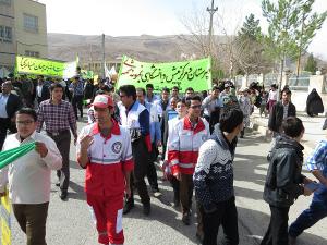 پوشش امدادی و حضور امدادگران و نجاتگران هلال احمر شهرستان تفت در راهپیمایی 22 بهمن