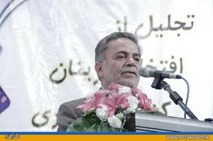 نگاه به يزدي ها نگاهي همراه با عزت و احترام است