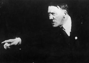 آیا حاضرید  آدولف هیتلر جوان را بکشید تا مانع وقوع جنگ جهانی دوم شوید؟
