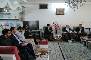 دیدار آیت الله ناصری با خانواده یک شهید و یک جانباز ارتش+تصاویر