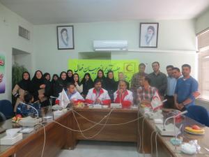 تجلیل از مربیان فعال آموزش امداد و نجات جمعیت هلال احمر شهرستان یزد با حضور مدیر عامل جمعیت هلال احمر استان یزد