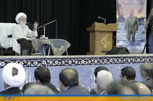 اسلام، مردم و ولايت فقيه سه ركن اصلي انقلاب اسلامي است 