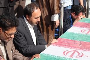 دانشگاه آزاد اسلامی یزد عصر امروز میزبان یک شهيد گمنام بود 