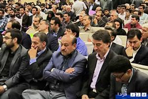 گزارش تصویری : همایش منطقه ای اعتدال و حامیان تدبیر و امید با حضوردکتر بانک و 4استان در یزد(2)