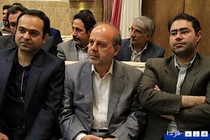 گزارش تصویری : همایش منطقه ای اعتدال و حامیان تدبیر و امید با حضوردکتر بانک و 4استان در یزد(4)