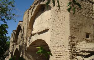 ثبت قلعه تاریخی بنیز(بهاباد) در فهرست آثار ملی کشور