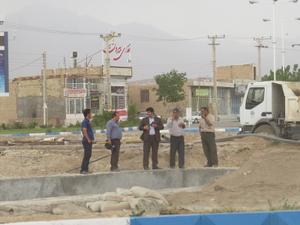 عملیات ساخت میدان شهید صدوقی مهریز شدت گرفت+تصویری