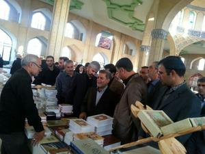بازدید استانداریزد از نمایشگاه بزرگ علوم قرآنی یزد