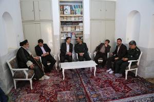 دیدار مسئولان استان یزد با خانواده شهدای شهرستان بافق