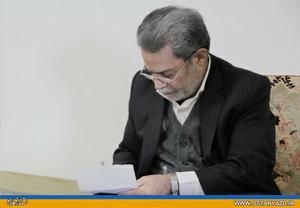 استقلال و آزادي با اتحاد، انسجام و آموختن از قيام حسيني ميسّر است