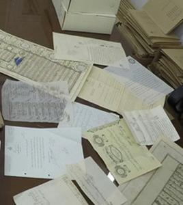 یک هزار و993 برگ سند تاریخی به مرکز اسناد و کتابخانه ملی استان یزد اهدا شد