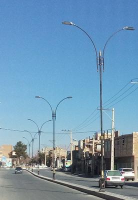 اجرای عملیات روشنایی خیابان امام (ره) زارچ