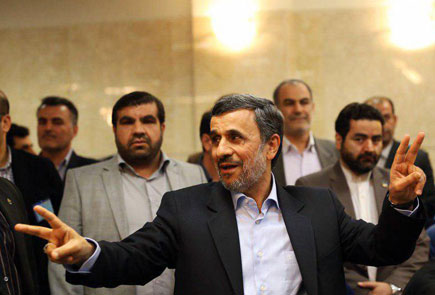  در اقدامی غیرمنتظره احمدی نژاد کاندیدای انتخابات ریاست‌جمهوری شد/احمدی نژاد آمد!!!!!!!!!!!!!