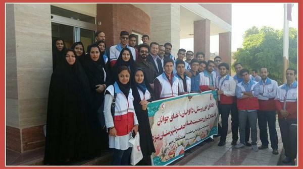 : اهدای خون پرسنل ، اعضای جوانان ، داوطلبان و امدادگران جمعیت هلال احمر شهرستان یزد به مناسبت روز جهانی صلیب سرخ و هفته هلال احمر 