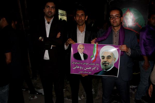 گزارش تصویری جشن حامیان دکتر روحانی در طبس از دریچه دوربین هادی یعقوبیان بخش دو 