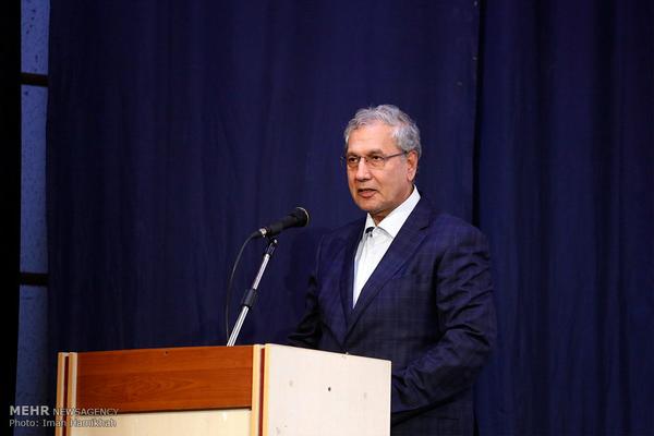 وزیر کار از طرح "نسخه الکترونیک" در استان یزد رونمایی کرد