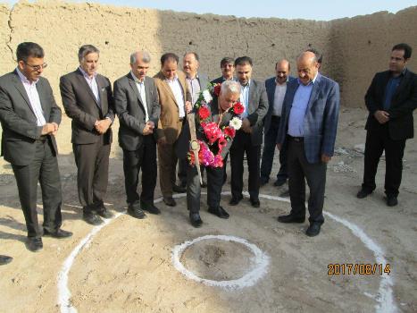 عملیات احداث یک مدرسه خیرساز در آموزش و پرورش ناحیه یک یزد آغازشد 