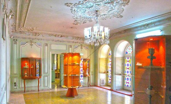 پنجشنبه ششم مهرماه بازدید از موزه‌ها و مکان‌های تاریخی یزد است