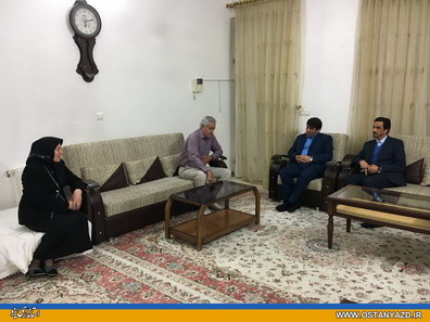 معاون استاندار یزد با پیشکسوت فرهنگی و فعال تاریخ شفاهی در حوزه دانش و فرهنگ یزد دیدار کرد