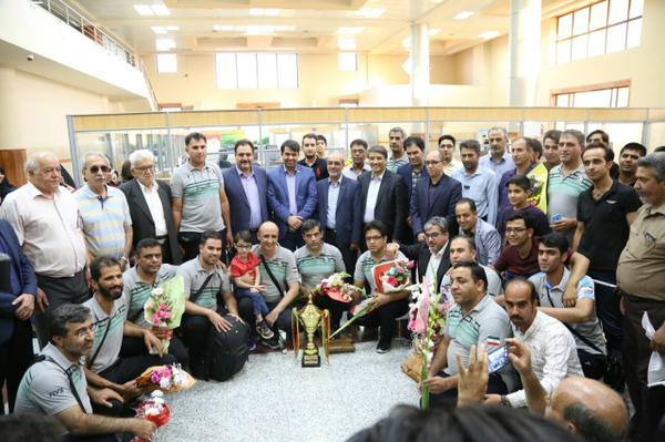مراسم استقبال از کادر فنی و اعضاء تیم والیبال خاتم اردکان قهرمان باشگاه های آسیا