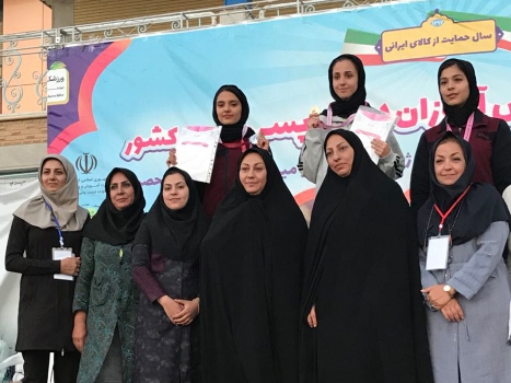 افتخار آفرینی دانش آموزان یزدی در مسابقات دوومیدانی قهرمانی دختران سراسر کشور 