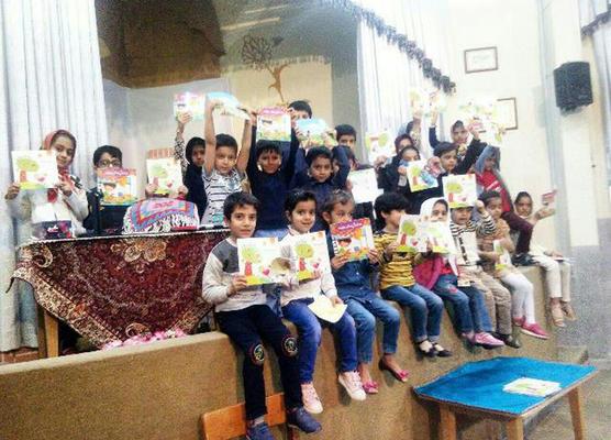 عضویت رایگان کودکان اردکانی در کتابخانه‌های عمومی به مناسبت روز جهانی کودک