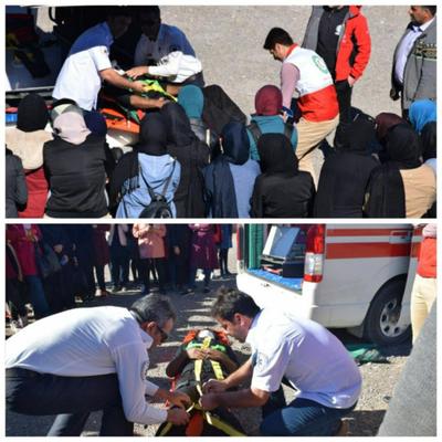 بازدید دانشجویان دانشگاه اردکان از پایگاه امداد و نجات بین شهری خرانق 