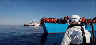 نجات 80 مهاجر غیر قانونی از آب های لیبی 