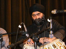 کنسرت موسیقی راز با اجرای قوی در فرهنگسرای شهرداری یزد 