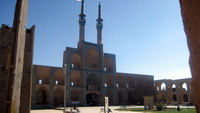 میدان امیر چقماق یزد  را دریابیم