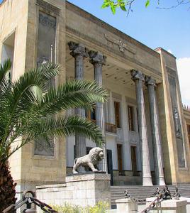 واکنش بانک ملی به بیانیه جهرمی مدیر عامل بانک صادرات