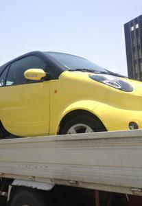عکس:جديدترين خودروي وارداتی اهدايي رويانيان به سرمربي پرسپوليس!!!