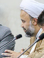 عظیمی زاده برای پرسنل شهرداری شناخته شده و نیازی به معارفه وی نمی باشد 