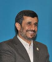 بازدید از اوین؛ حقی که پرسپولیس دارد اما احمدی‌نژاد ندارد