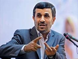 هدف ‌احمدی‌نژاد از ‌علني ‌كردن‌ اختلافات ‌چيست؟