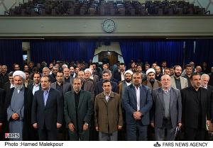 ۲۲۰ نماینده مجلس به دیدار احمدی نژاد نرفتند (+اسامی نمایندگانی که پیش رئیس جمهور رفتند)جوکار و یحیی زاده از استان یزد! (3 نظر)