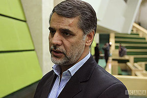  نقوی حسینی:رفتار رئیس‌جمهور در روز استیضاح خلاف شرع، عقل و قانون بود