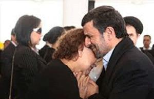 فیلم/ تسلی دادن احمدی نژاد به مادر هوگو چاوز + دانلود(59نظر)