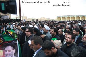 گزارش تصویری اختصاصی یزد فردا:مراسم تشییع پیکر حجت الاسلام یحیی زاده در زادگاهش شهرستان میبد 
