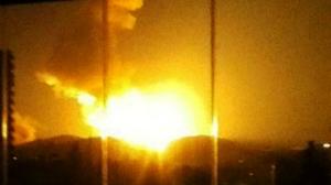  حمله موشکی اسرائیل به حومه دمشق / منابع غربی: هدف، انبار موشک های ایرانی بود (+عکس )