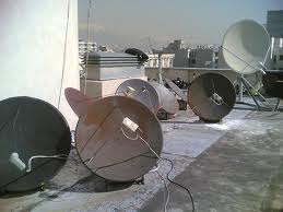 نمی‌توانیم به مردم بگوییم ماهواره نبینند