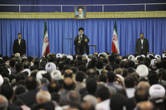  رهبر معظم انقلاب در دیدار مسئولان قوه قضائیه:انتخابات نشان داد کسانی که طرفدار نظام نیستند هم به نظام اعتماد دارند 