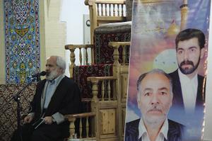 گزارش تصویری:مراسم سالگرد زنده یاد مرحوم  محمد قادریان 